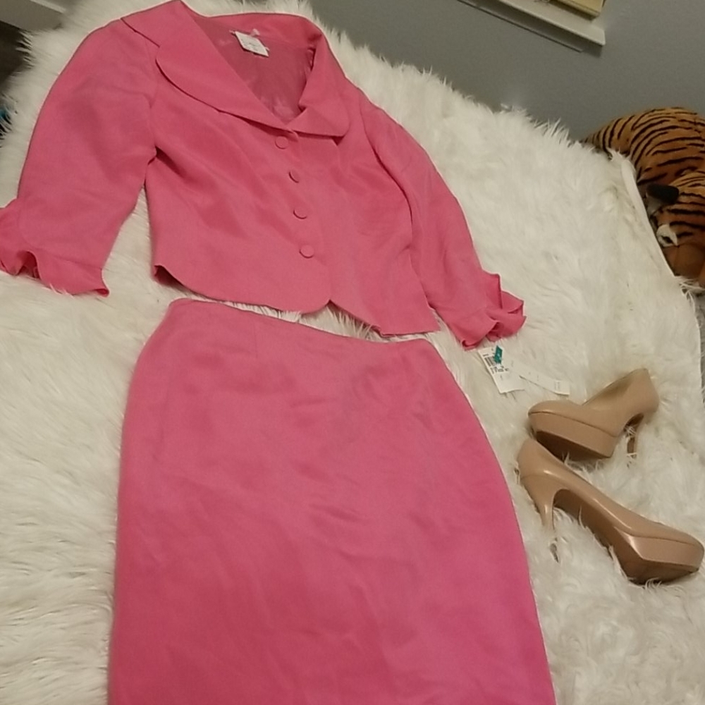 Maggy London pink suit 2 piece set